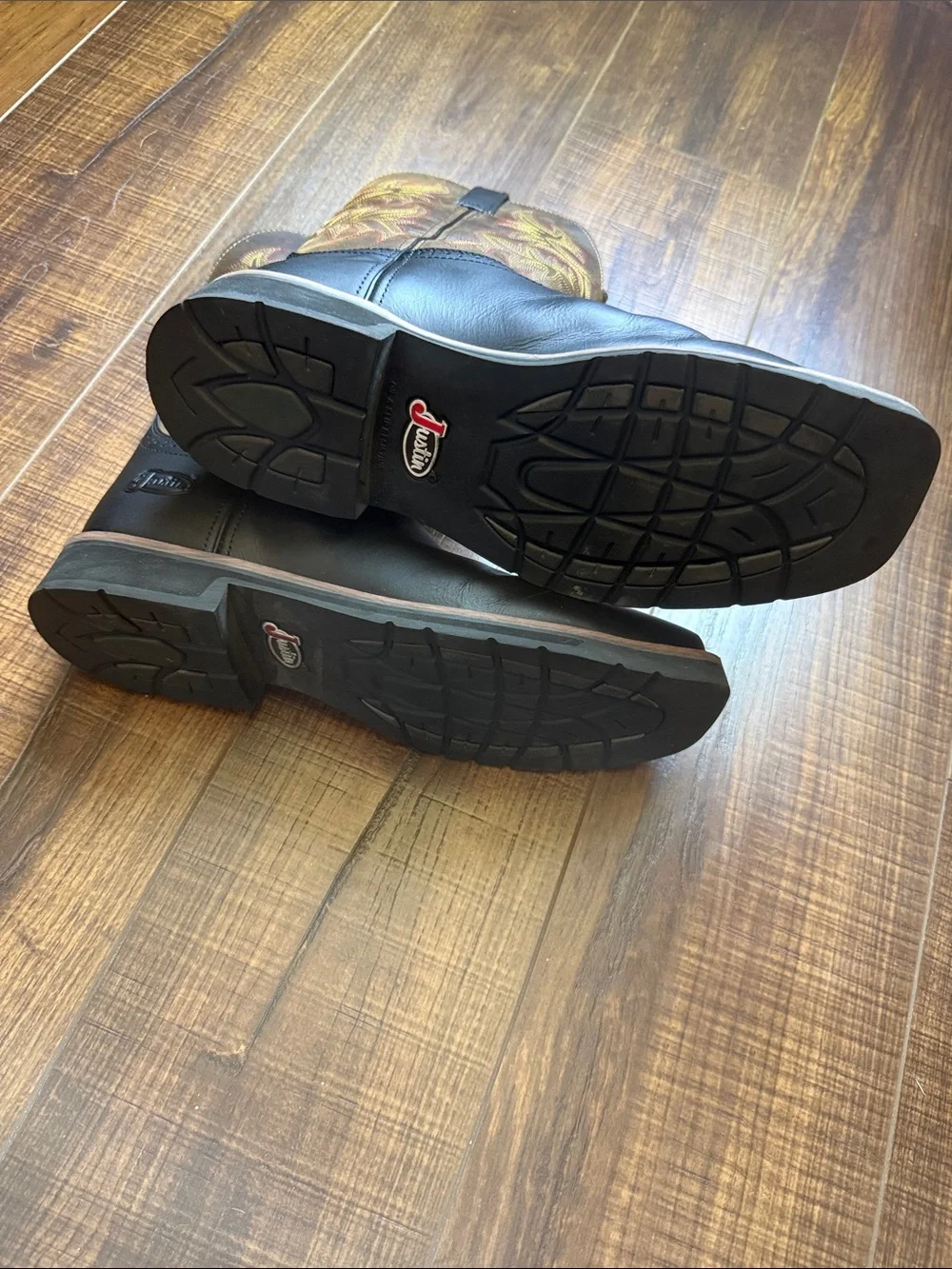 Justin Boots classic pull